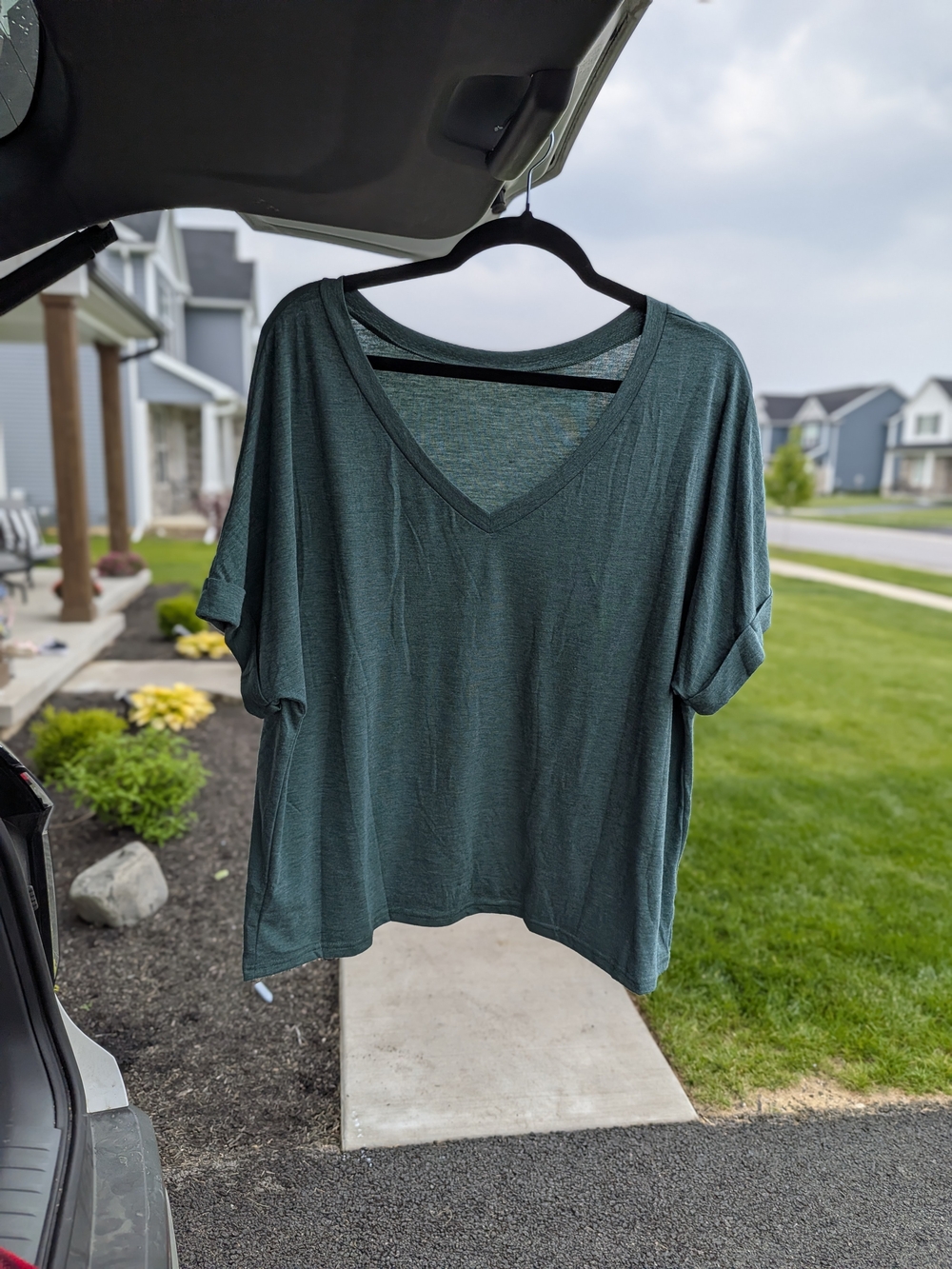 Relaxed V-Neck Short Sleeve Top - Dark Teal